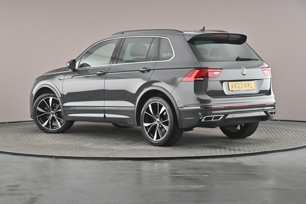 Volkswagen Tiguan R-line 1.5 Tsi 150Ps 7-Speed Dsg Grey #3