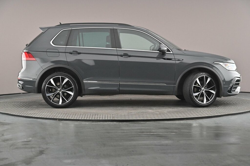 Volkswagen Tiguan R-line 1.5 Tsi 150Ps 7-Speed Dsg Grey #4