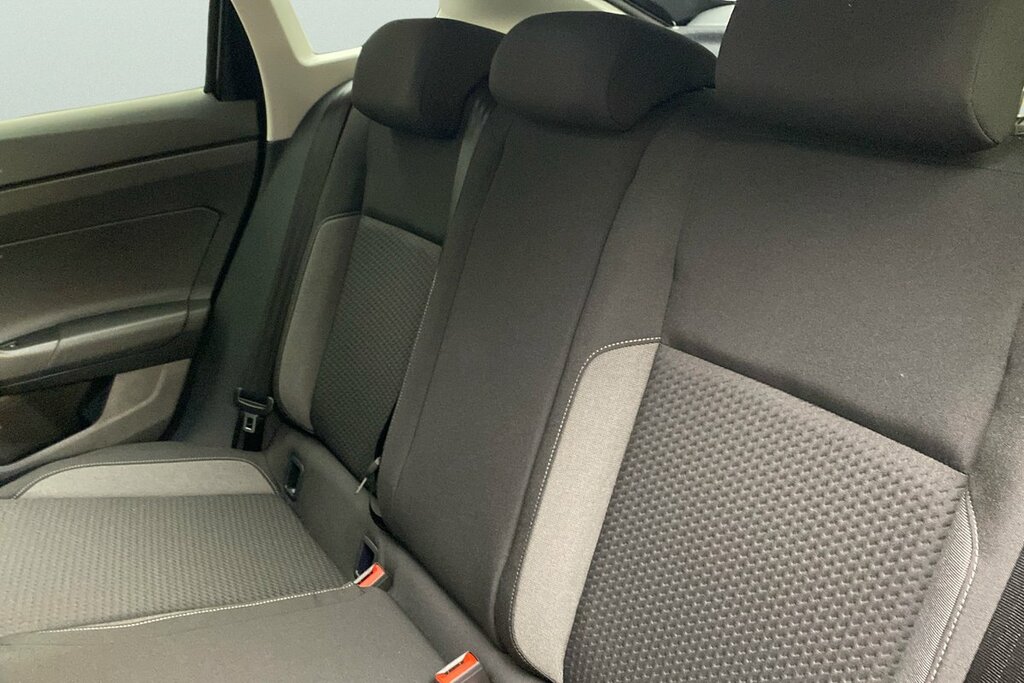 Volkswagen Taigo 1.0 Tsi Life YC26JZX Black #26