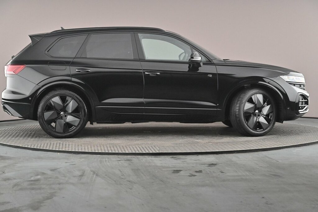 Volkswagen Touareg Final Edition 3.0 Tdi 4Motion 286 Ps 8-Speed Tiptr Black #4