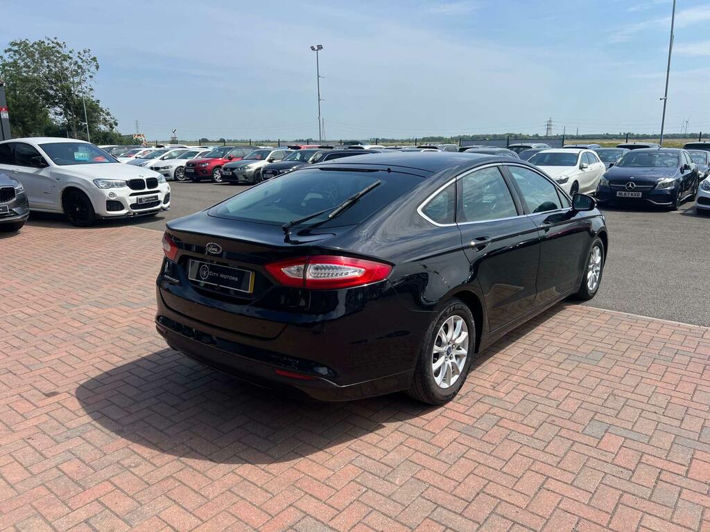 Ford Mondeo Zetec Black #6