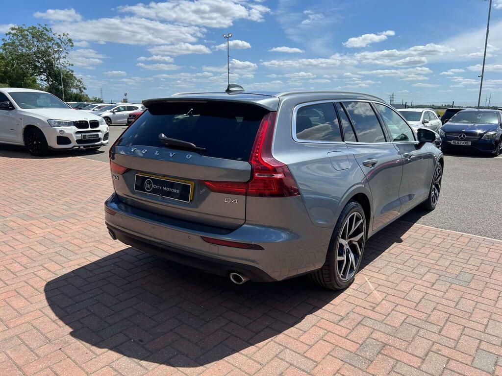 Volvo V60 2.0 D4 Momentum Pro Euro 6 Ss Grey #6