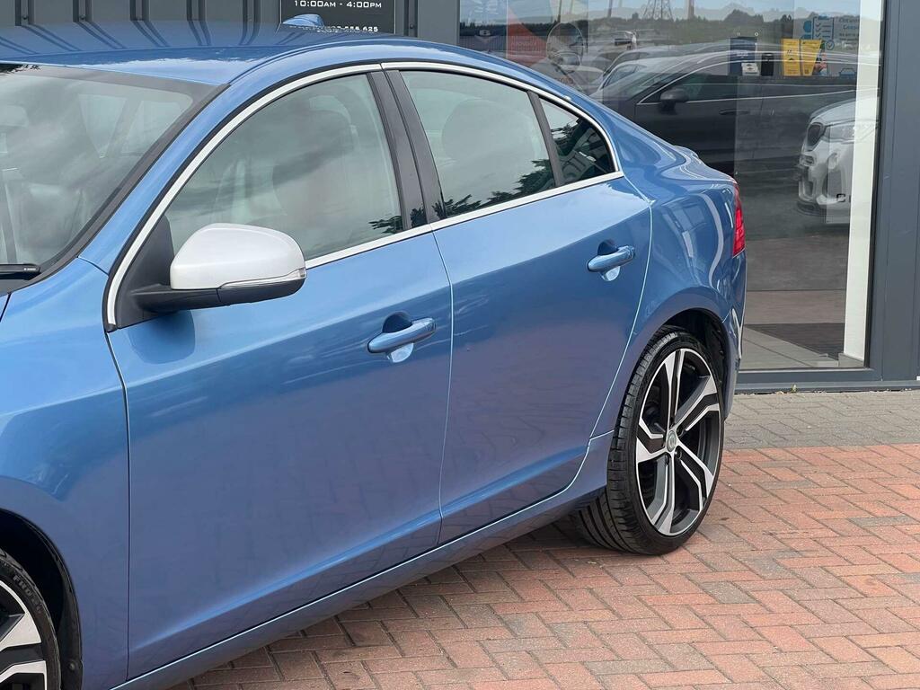 Volvo S60 R-design Nav Blue #2