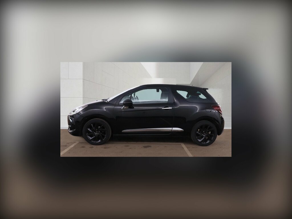 DS DS 3 1.2 Puretech Prestige Hatchback Black