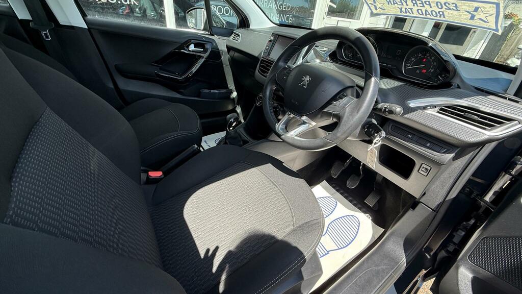 Peugeot 208 1.2 Puretech Black Edition Hatchback Ma Black #9