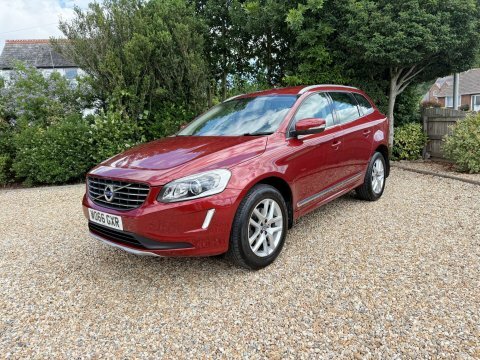 Volvo XC60 2017 66 2.0 Red