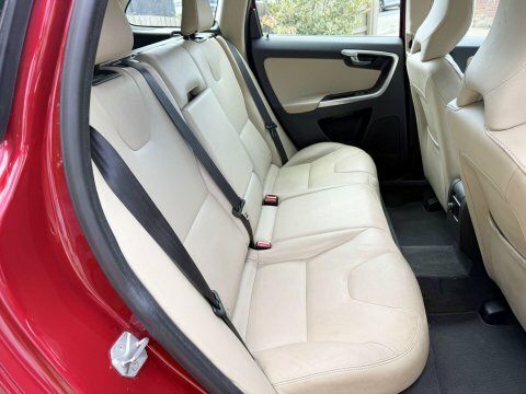 Volvo XC60 D4 R-design Pro Winter Pack,air Suspension,lane D Silver #20