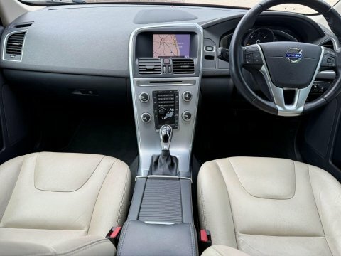 Volvo XC60 D4 R-design Pro Winter Pack,air Suspension,lane D Silver #18