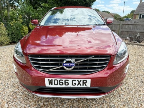 Volvo XC60 2017 66 2.0 Red #6