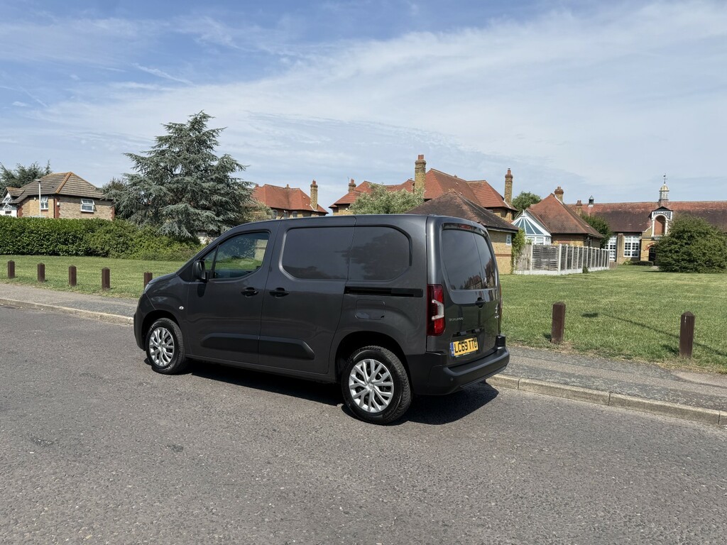 Citroen Berlingo Panel Van 1.6 Bluehdi 1000 Enterprise M 2019 LC69TTU Grey #4