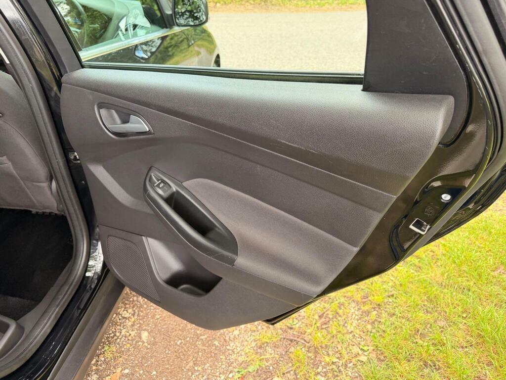 Ford Focus 1.0T Ecoboost Zetec Euro 6 S S  #26