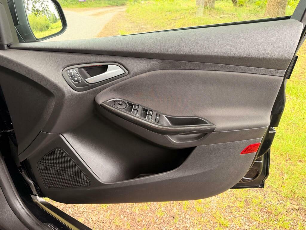 Ford Focus 1.0T Ecoboost Zetec Euro 6 S S  #18