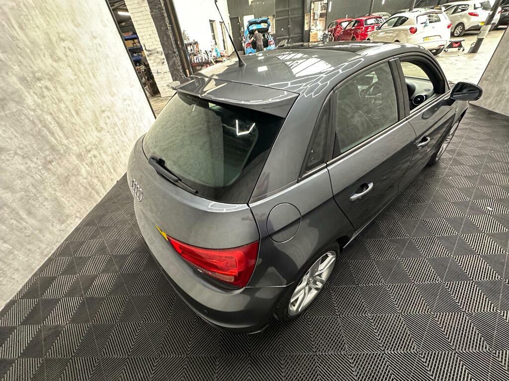 Audi A1 1.4 Tfsi S Line Sportback S Tronic Euro 5 Ss Silver #10