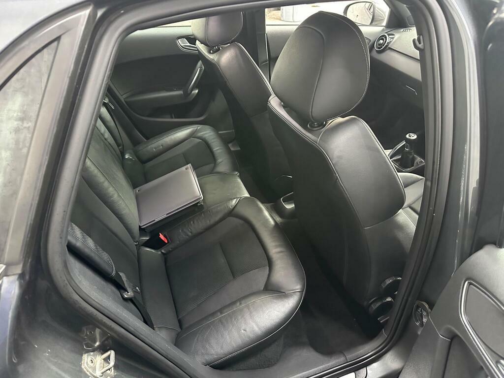 Audi A1 1.4 Tfsi S Line Sportback S Tronic Euro 5 Ss Silver #24