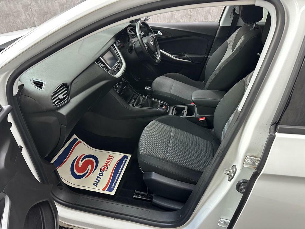 Vauxhall Grandland X 1.2 Turbo Design Black #22