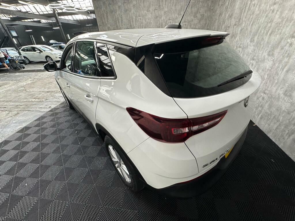 Vauxhall Grandland X 1.2 Turbo Design Black #14