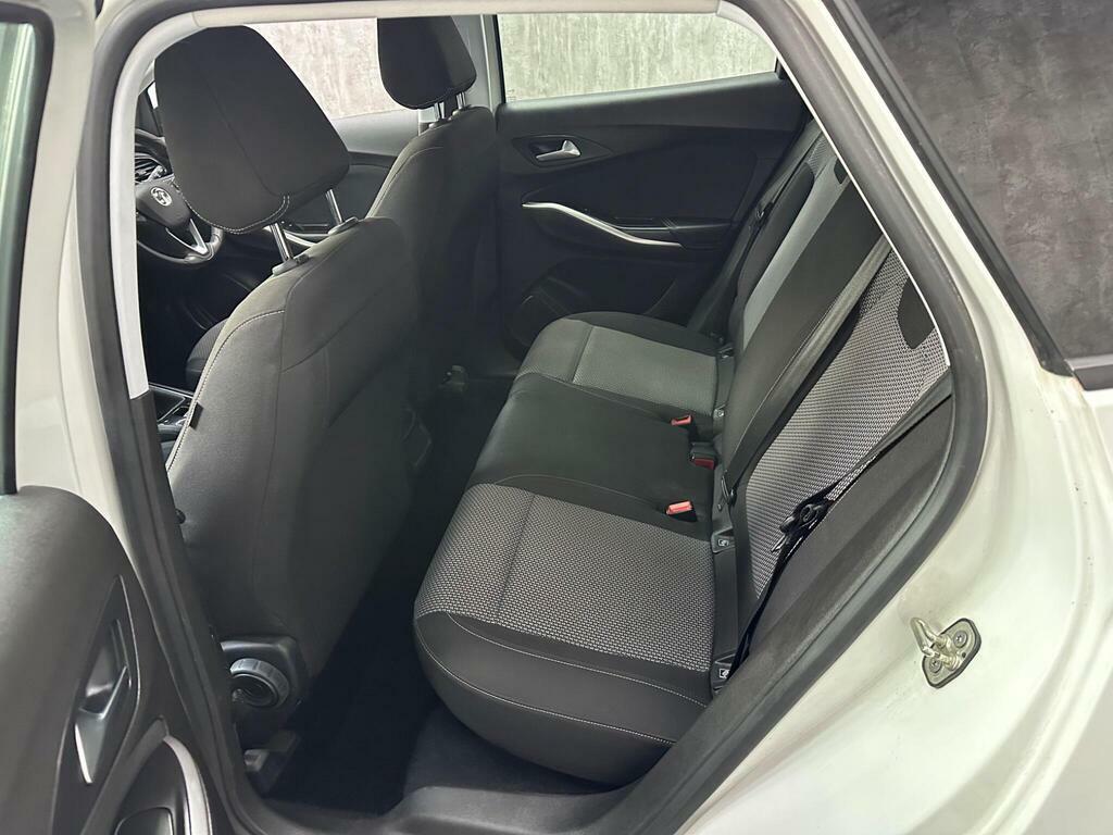 Vauxhall Grandland X 1.2 Turbo Design Black #25