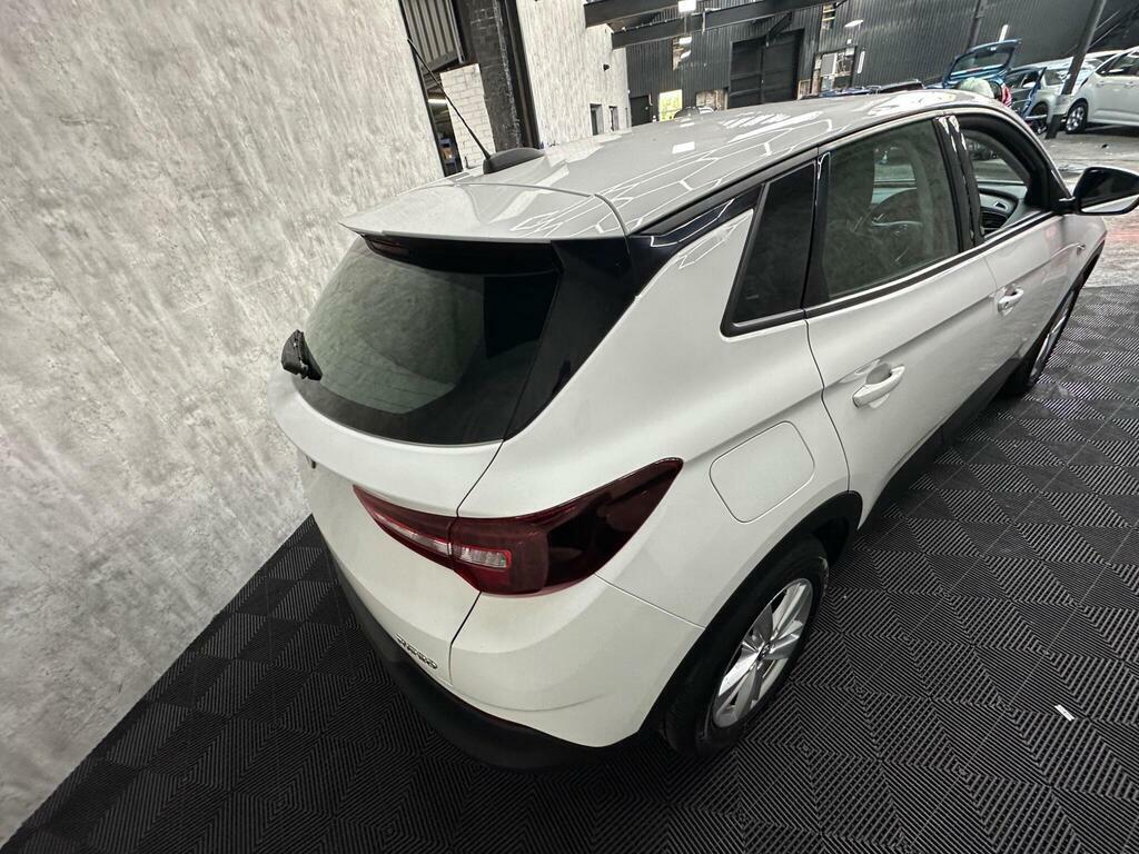 Vauxhall Grandland X 1.2 Turbo Design Black #10