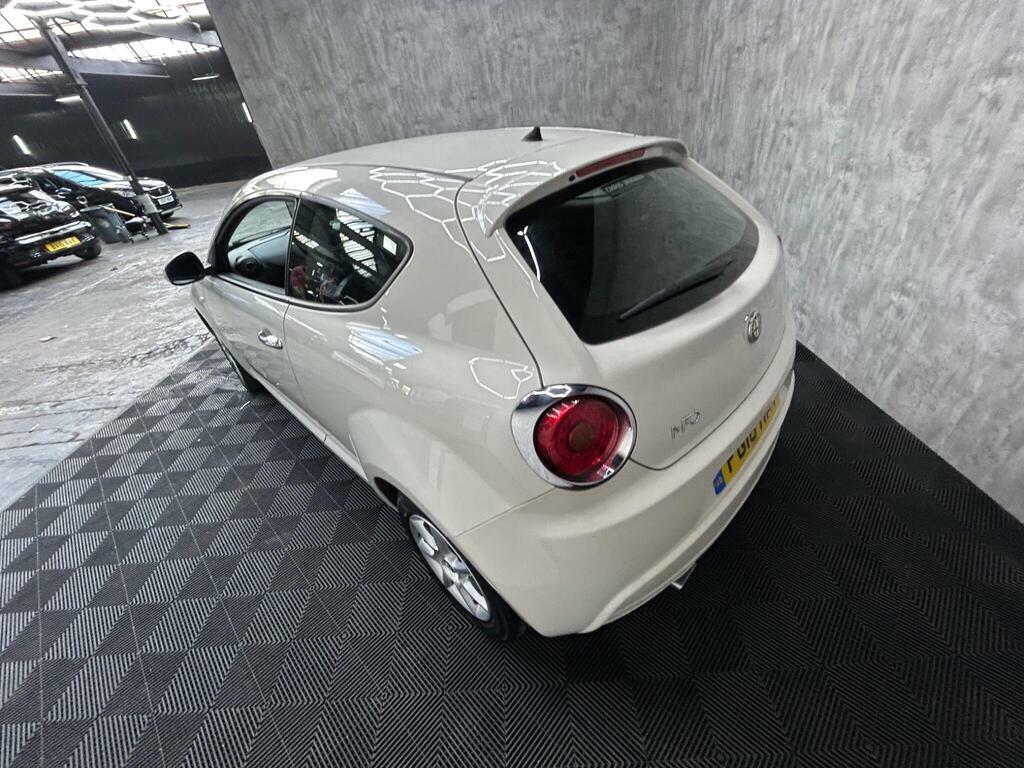 Alfa Romeo MiTo 0.9 Twinair Qv Line 105 Bhp Black #13