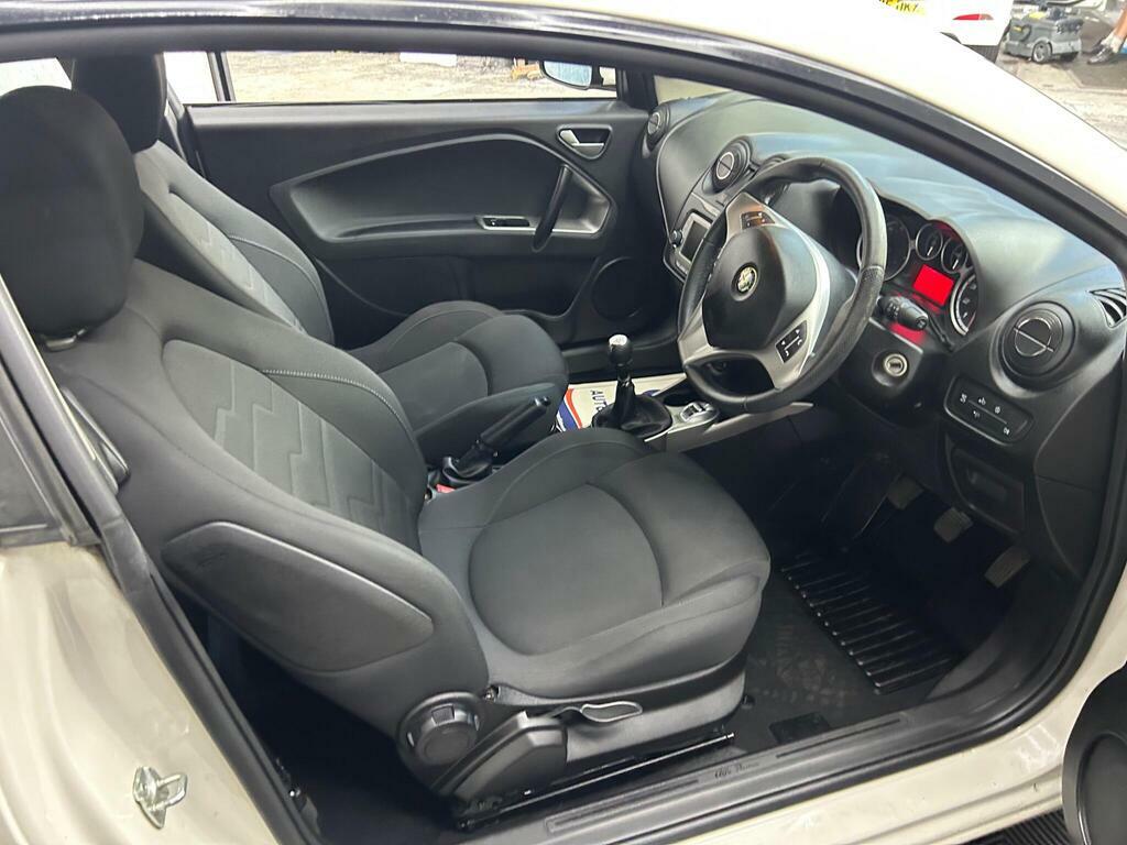 Alfa Romeo MiTo 0.9 Twinair Qv Line 105 Bhp Black #20
