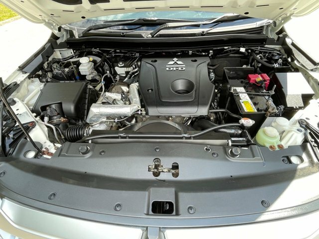 Mitsubishi L200 2.2 Di-d Dc Barbarian X 4Wd Euro 6 Ss Orange #22