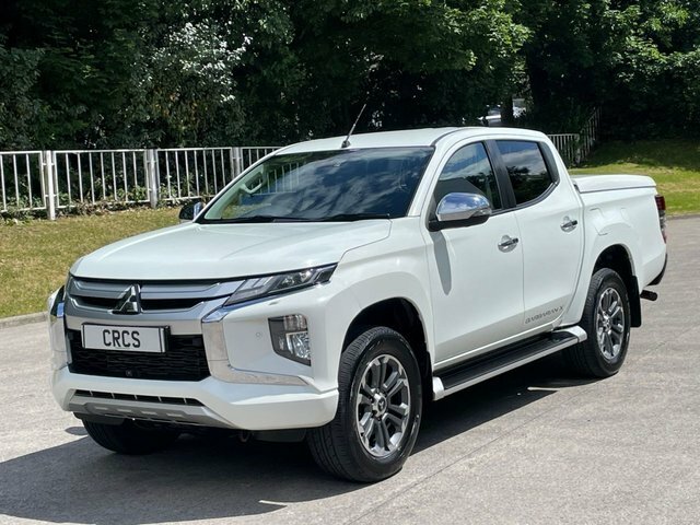 Mitsubishi L200 2.2 Di-d Dc Barbarian X Pickup Double Cab Dies White #3