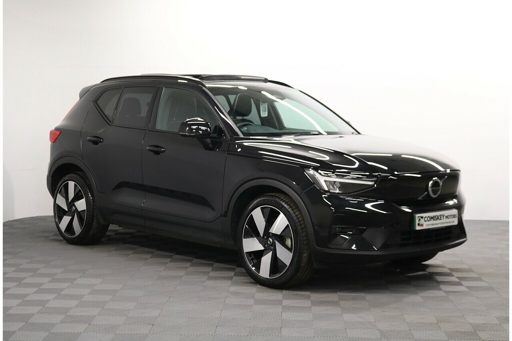 Volvo XC40 Ultimate Black