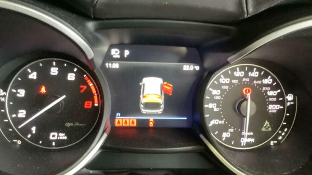 Alfa Romeo Stelvio 2.0 Turbo 280 Veloce  #9