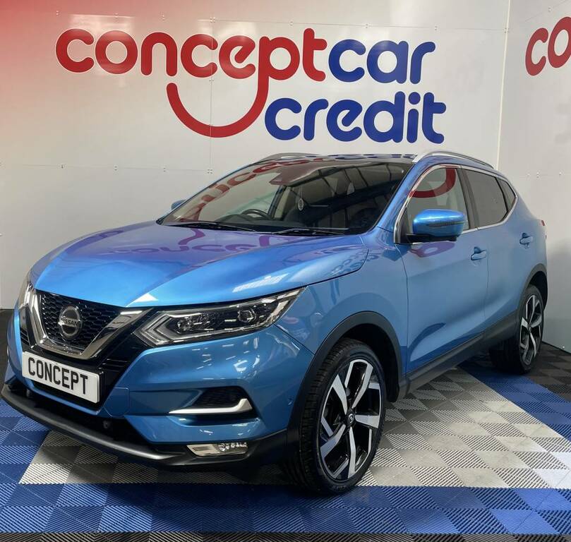 Nissan Qashqai Hatchback 1.3 Dig-t Tekna Blue