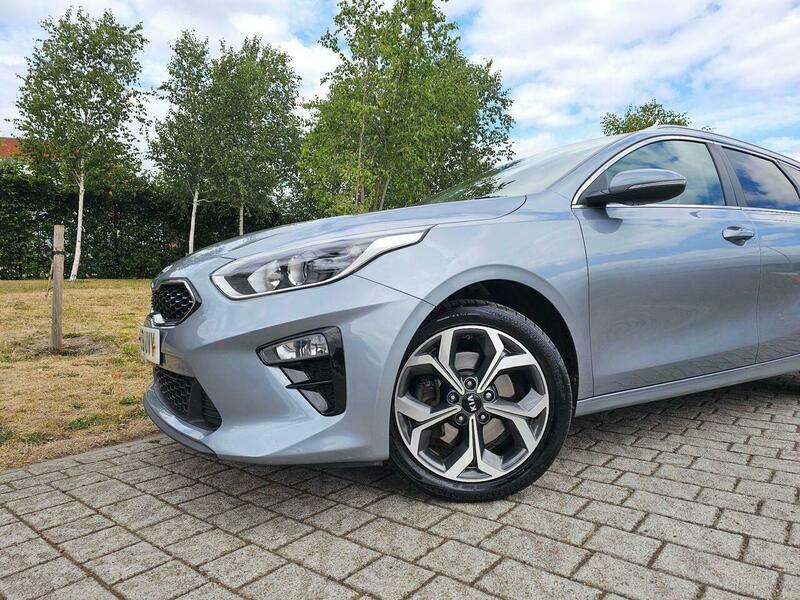 Kia Ceed 1.4 T Gdi 3 Sportswagon Dct Grey #10