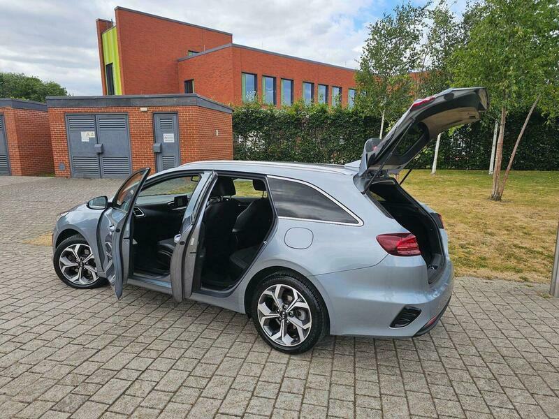 Kia Ceed 1.4 T Gdi 3 Sportswagon Dct Grey #13