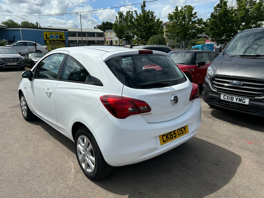 Vauxhall Corsa Design White #4