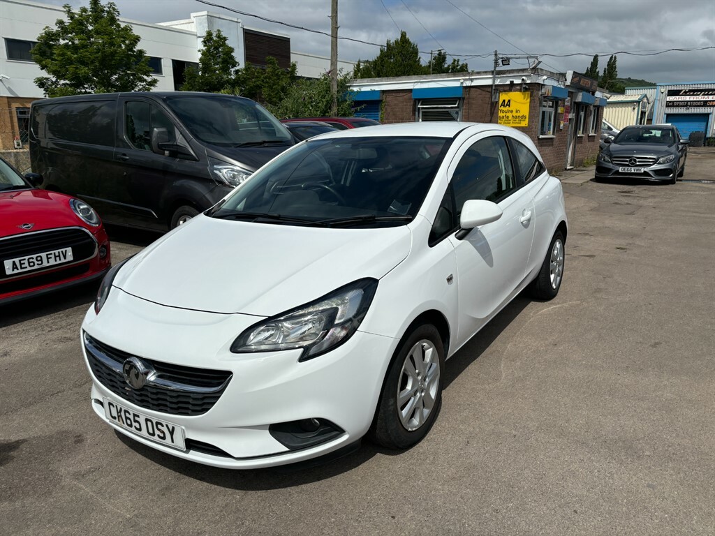 Vauxhall Corsa Design White #3