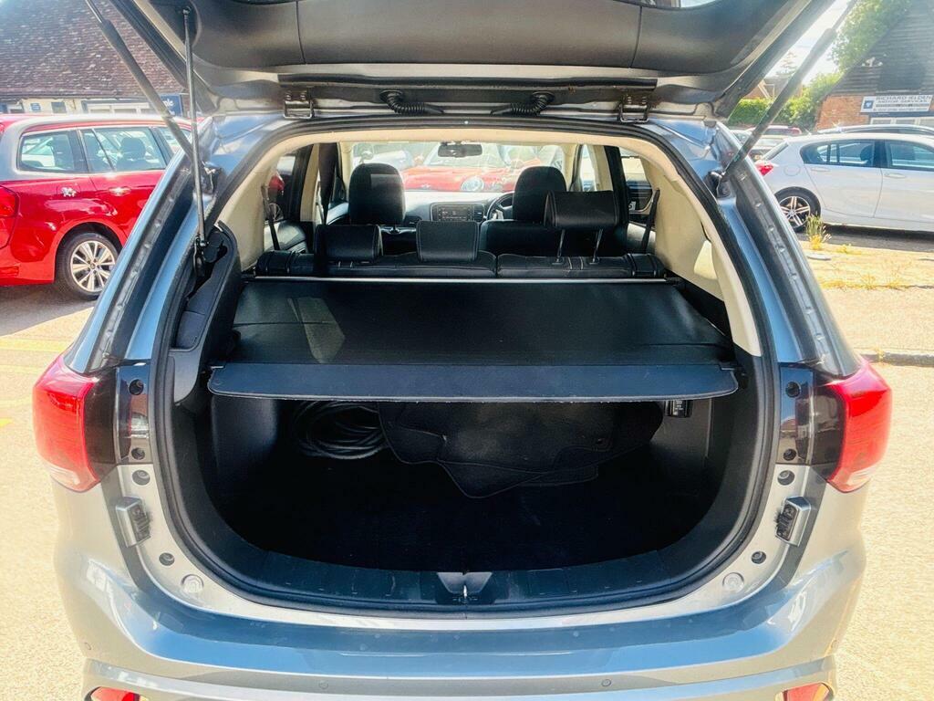 Mitsubishi Outlander Phev 2.4H Twinmotor 13.8Kwh 4H 4Wd  #14
