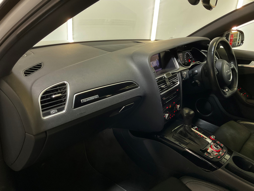 Audi A4 Avant Avant 2.0 Tdi Black Edition Euro 5 Ss Red #8