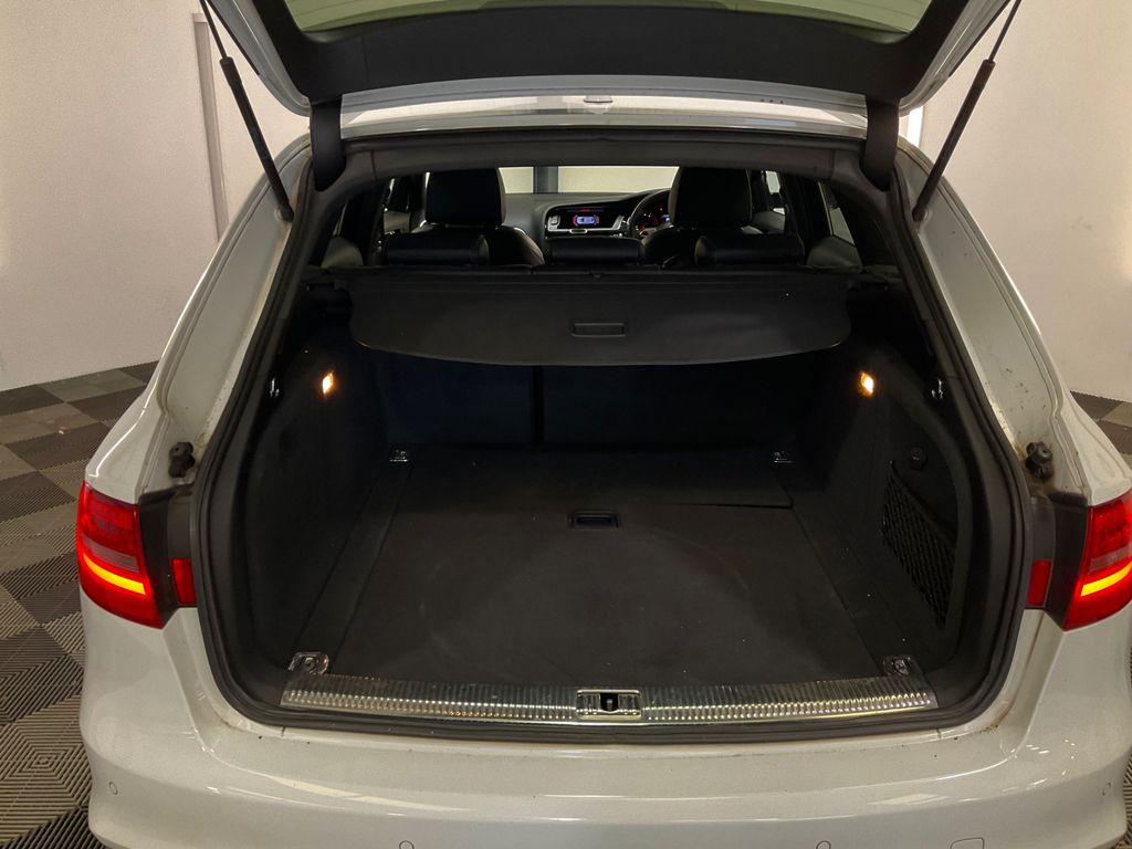 Audi A4 Avant Avant 2.0 Tdi Black Edition Euro 5 Ss Red #24