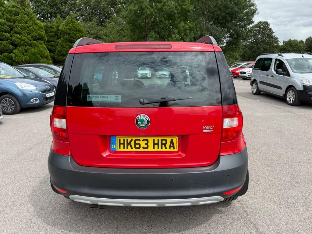 Skoda Yeti 1.6 Tdi Greenline II Elegance Euro 5 S S Red #4