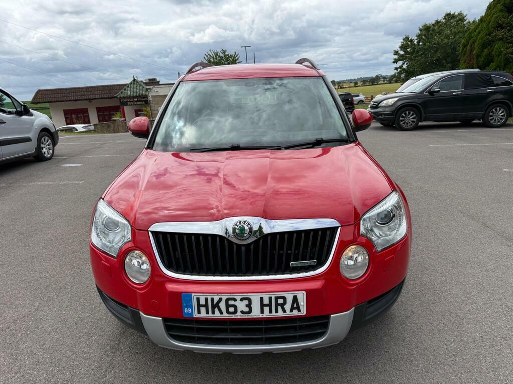 Skoda Yeti 2013 2.0 Adventure Tdi Cr 140 Bhp White #9