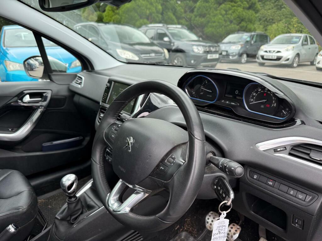 Peugeot 208 1.2 Vti Access Euro 5 White #12