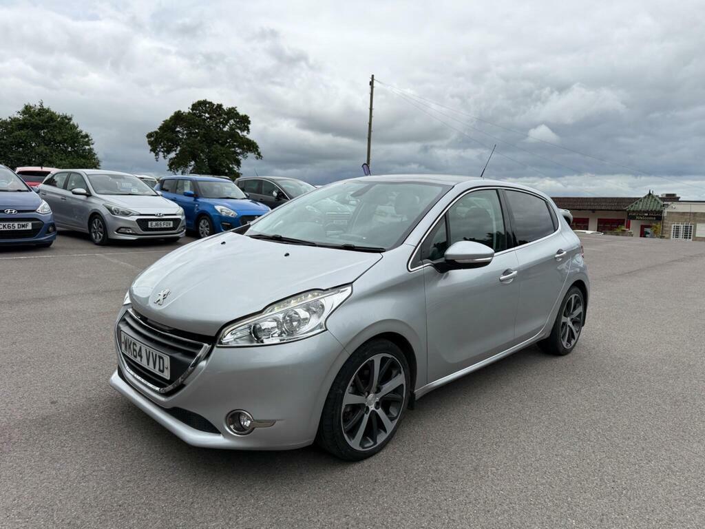 Peugeot 208 1.2 Vti Access Euro 5 White #7