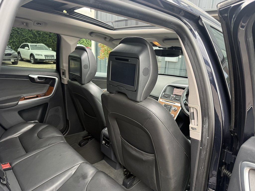 Volvo XC60 2.0 B5p 250 R Design Geartronic  #26