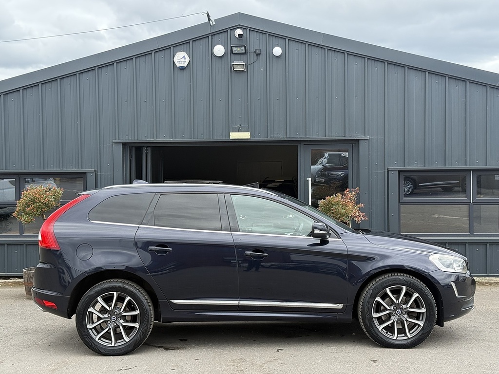Volvo XC60 2.0 B5p 250 R Design Geartronic  #17