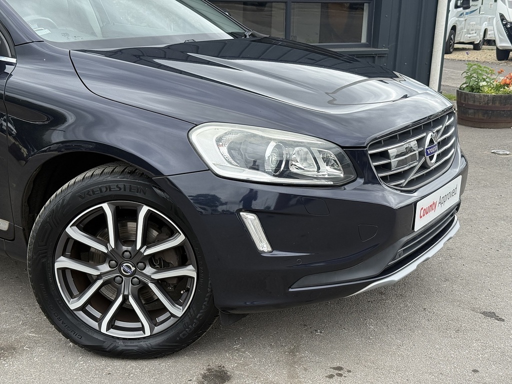 Volvo XC60 2.0 B5p 250 R Design Geartronic  #5