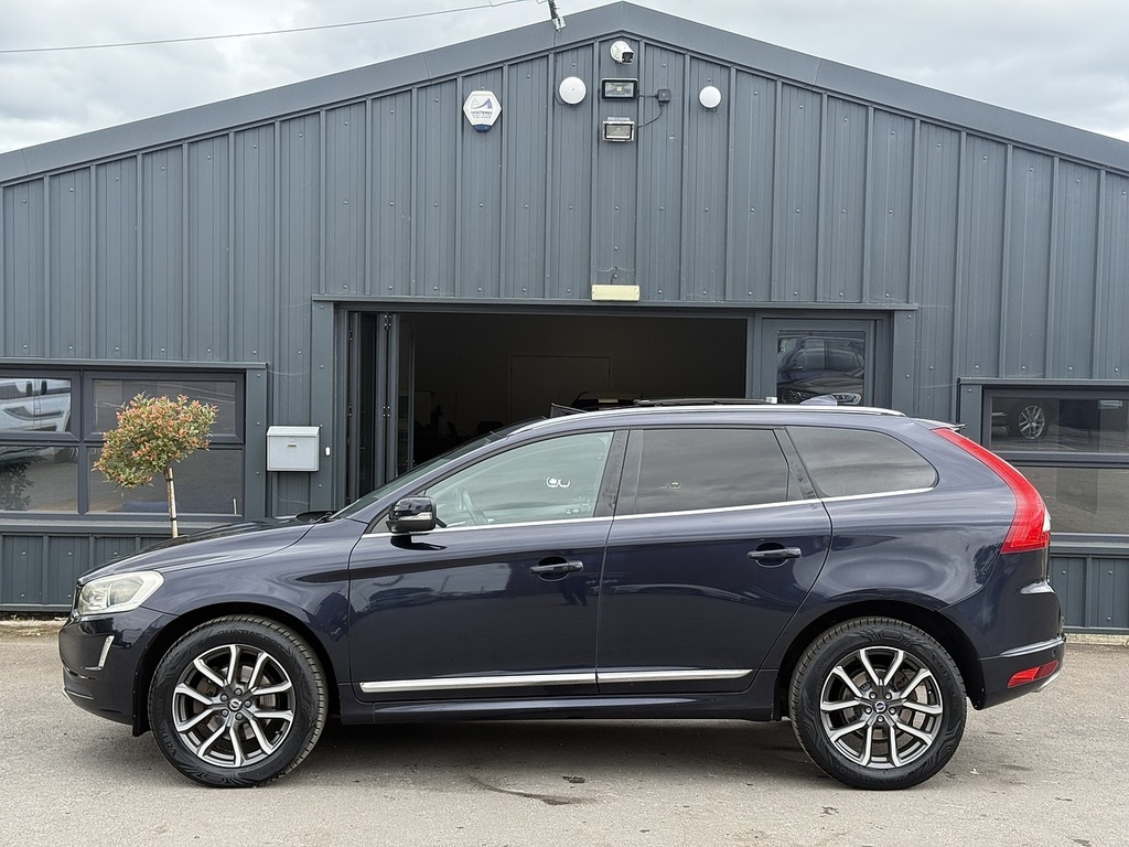 Volvo XC60 2.0 B5p 250 R Design Geartronic  #15