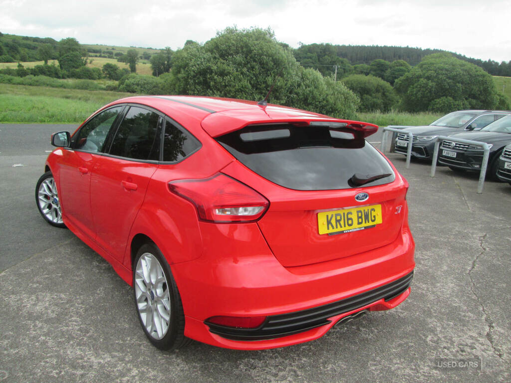 Ford Focus 2.0 Tdci 185 St-2 KR16BWG Red #5