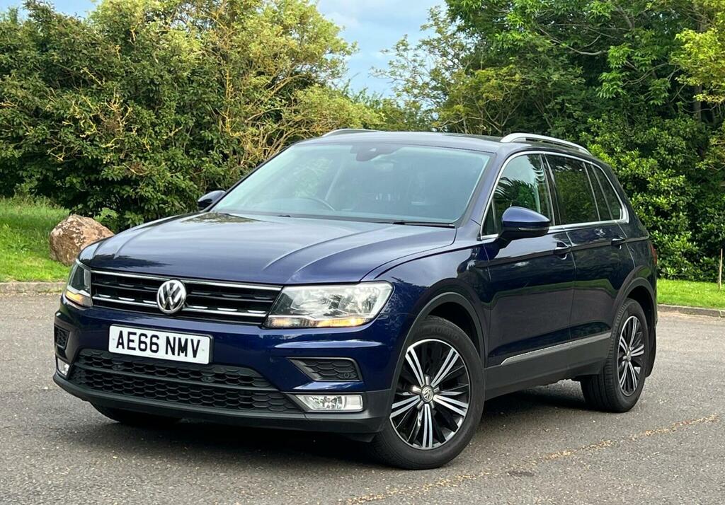 Volkswagen Tiguan Suv 2.0 Tdi Bluemotion Tech Se Navigation Dsg Euro AE66NMV Blue #4