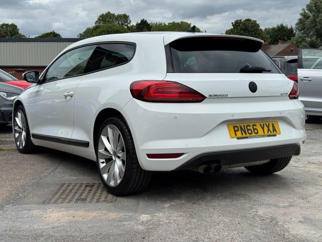 Volkswagen Scirocco Gt 1.4 Tsi 125Ps 6-Speed Black #18