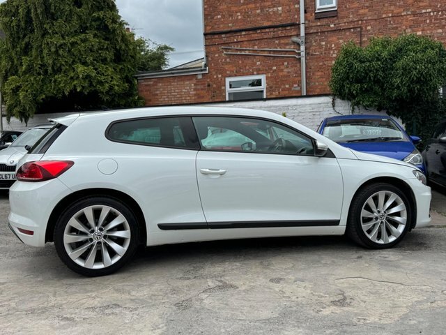 Volkswagen Scirocco Gt 1.4 Tsi 125Ps 6-Speed Black #9