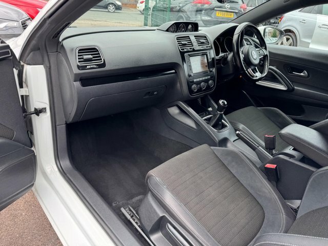 Volkswagen Scirocco Gt 1.4 Tsi 125Ps 6-Speed Black #27