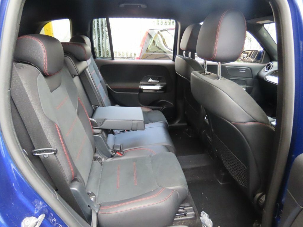 Mercedes-Benz GLB Class Glb 200 Amg Line Premium 7G-tronic Red #8